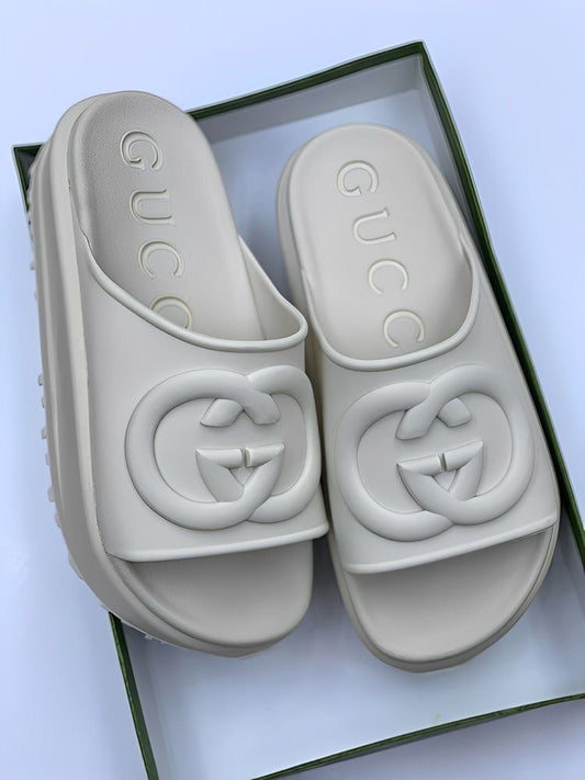 Chinelo GC
